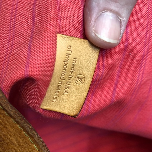 🛑 SOLD - Picture 2 of 16